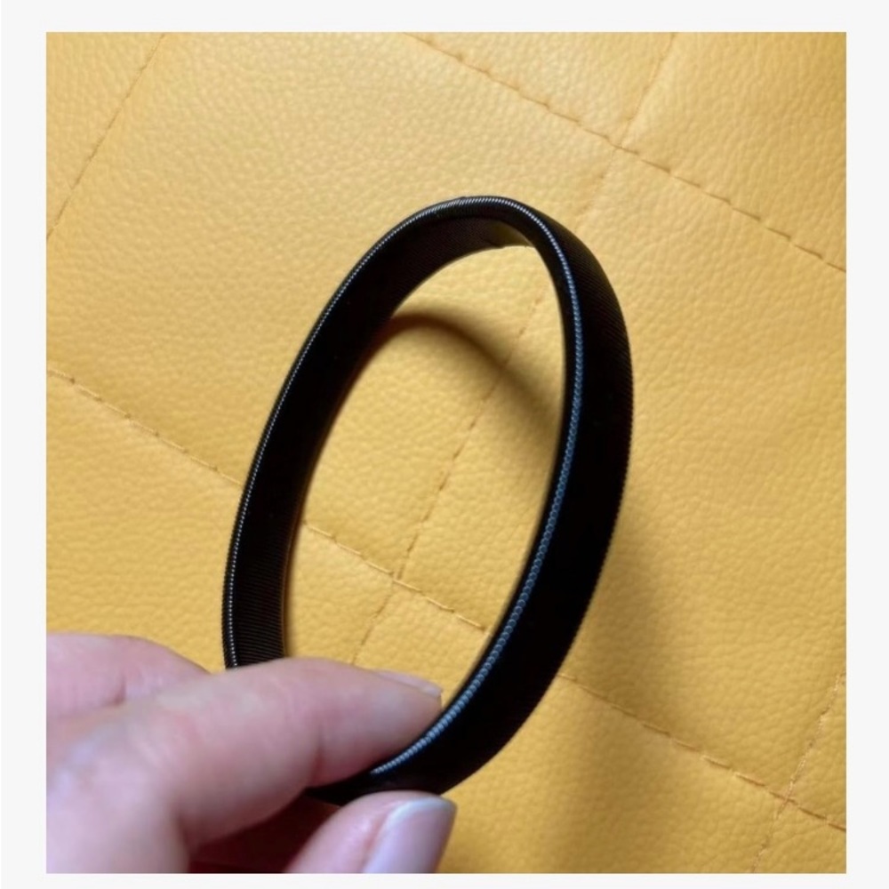 Elegant Black Stretchy Bangle Bracelet